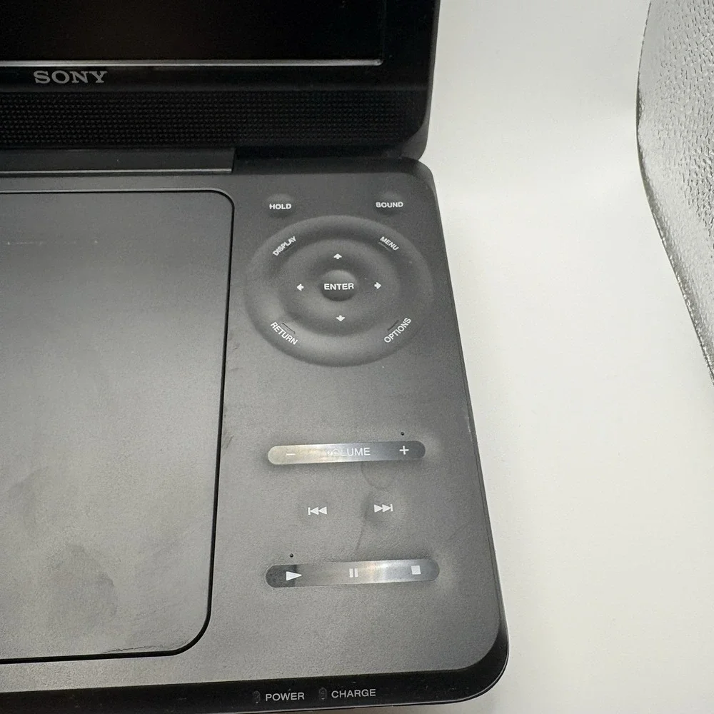 Sony DVP-FX980 Portable DVD Player 9 Inch Widescreen CD MP3 Black WORKS W/ Cord